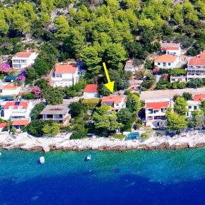 Seafront Apartment Darinka